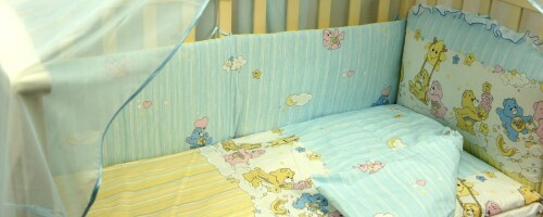 Покупаем постельное белье для кроватки новорожденного