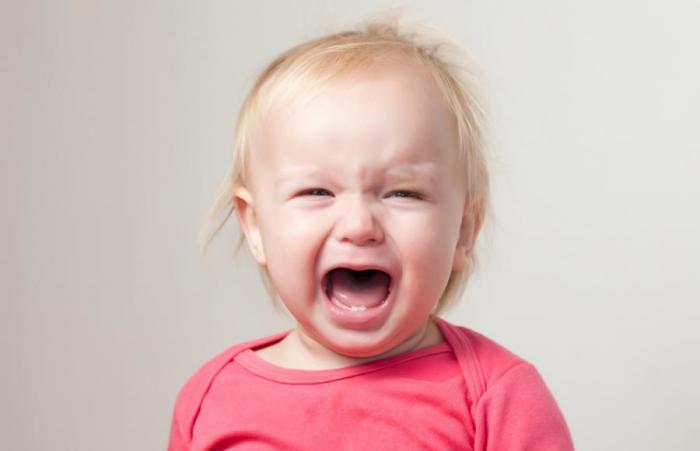Как быть, если ребенок плачет перед тем, как пописать?